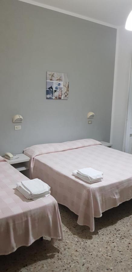 Hotel Villa Alberta B&B Cesenatico Ngoại thất bức ảnh