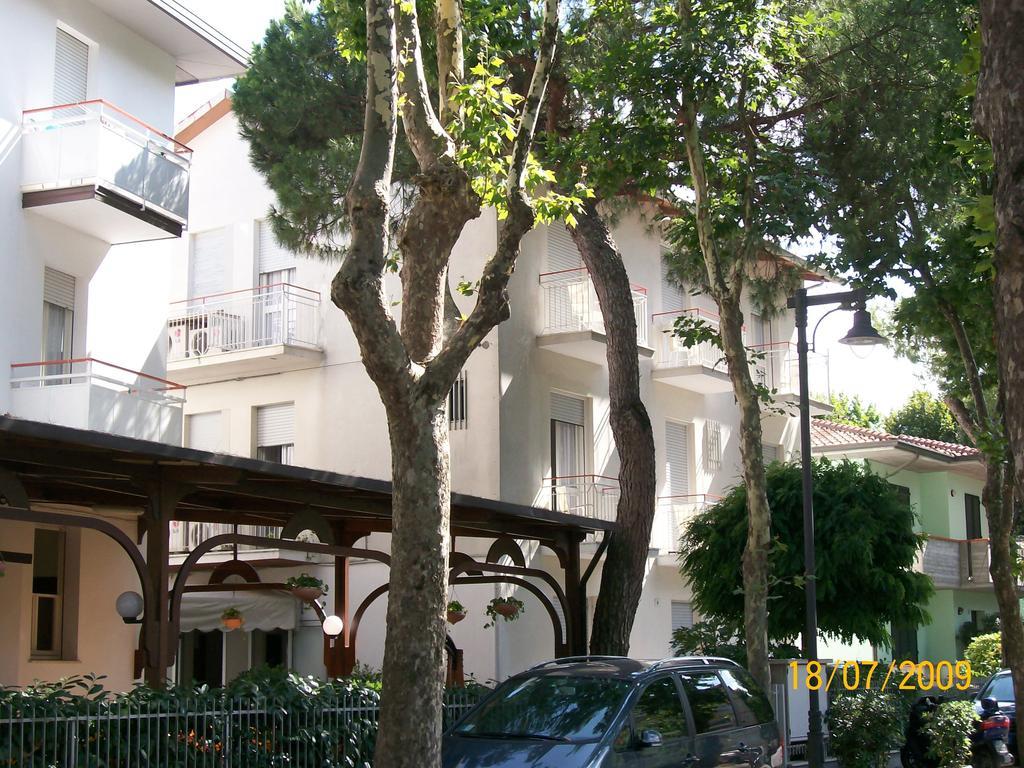 Hotel Villa Alberta B&B Cesenatico Ngoại thất bức ảnh